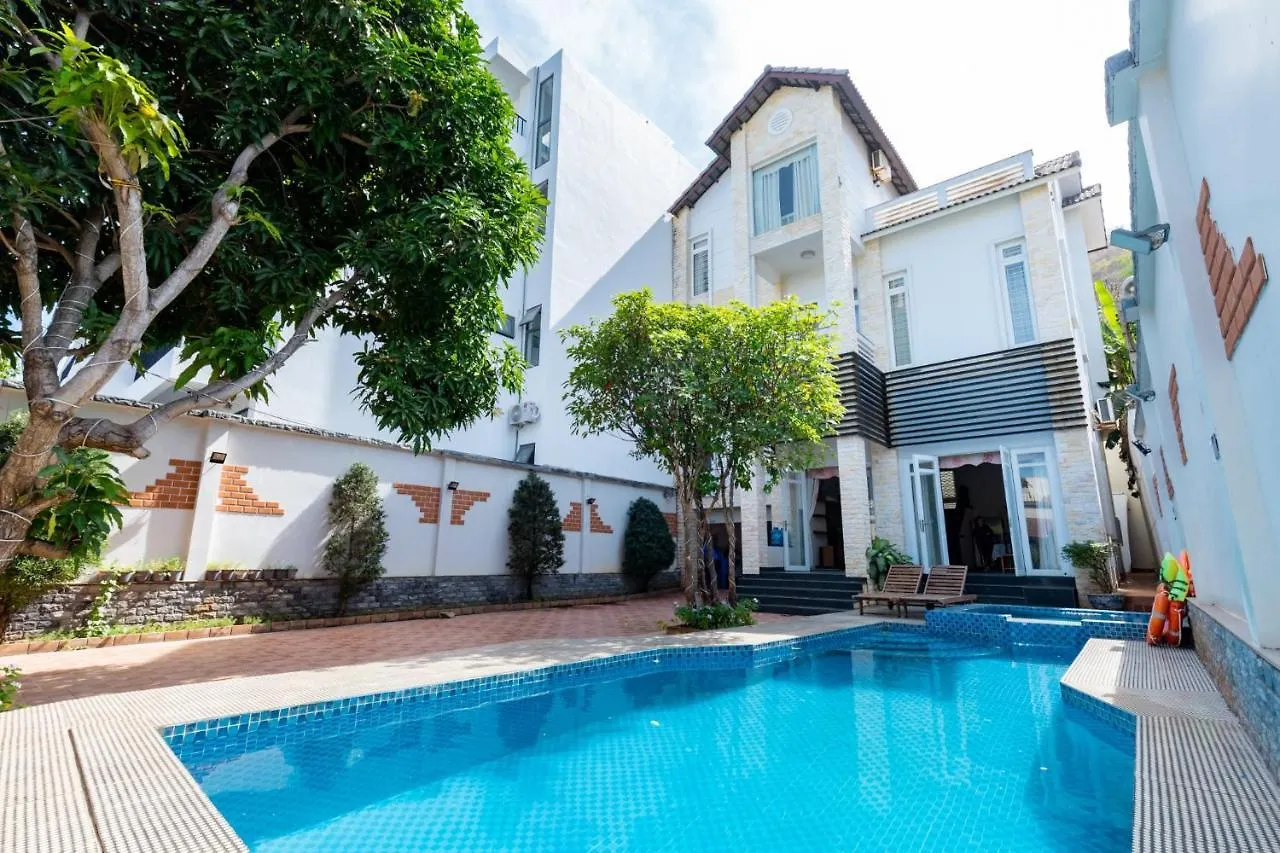 Mt Vung Tau Private Pool Villas