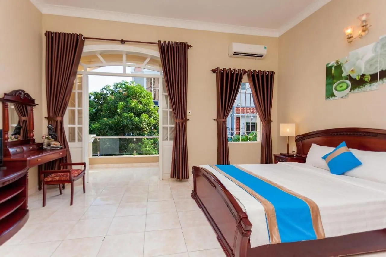 Mt Vung Tau Private Pool Villas 0*,